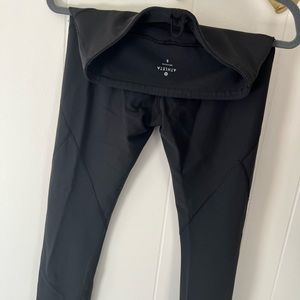Athleta 7/8 leggings
